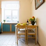 Central 3Br & 4Br Stays